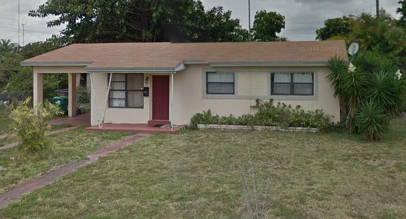 1st image of 71 NW 190th St