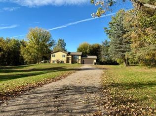 5763 Verde Valley Rd NW, Nowthen, MN 55303