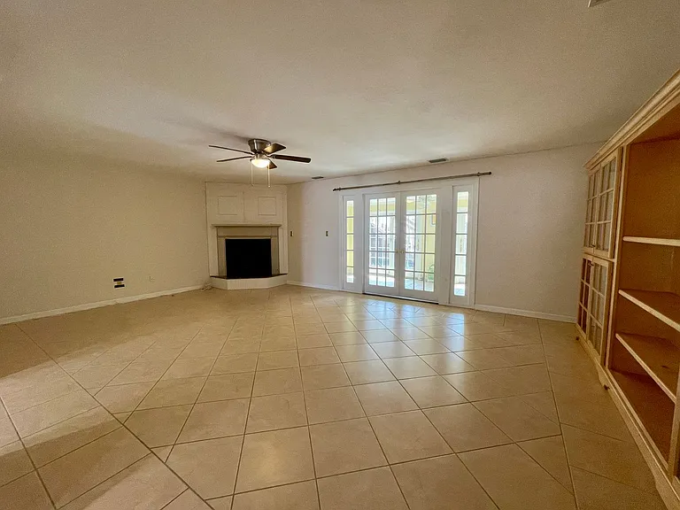 2402 Whaler Ct — Photo 15