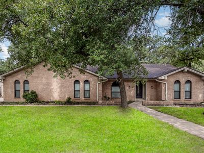 2829 Winterhaven Dr, Hurst, TX, 76054