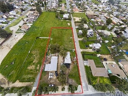 1st image of 23824 Hemlock Ave