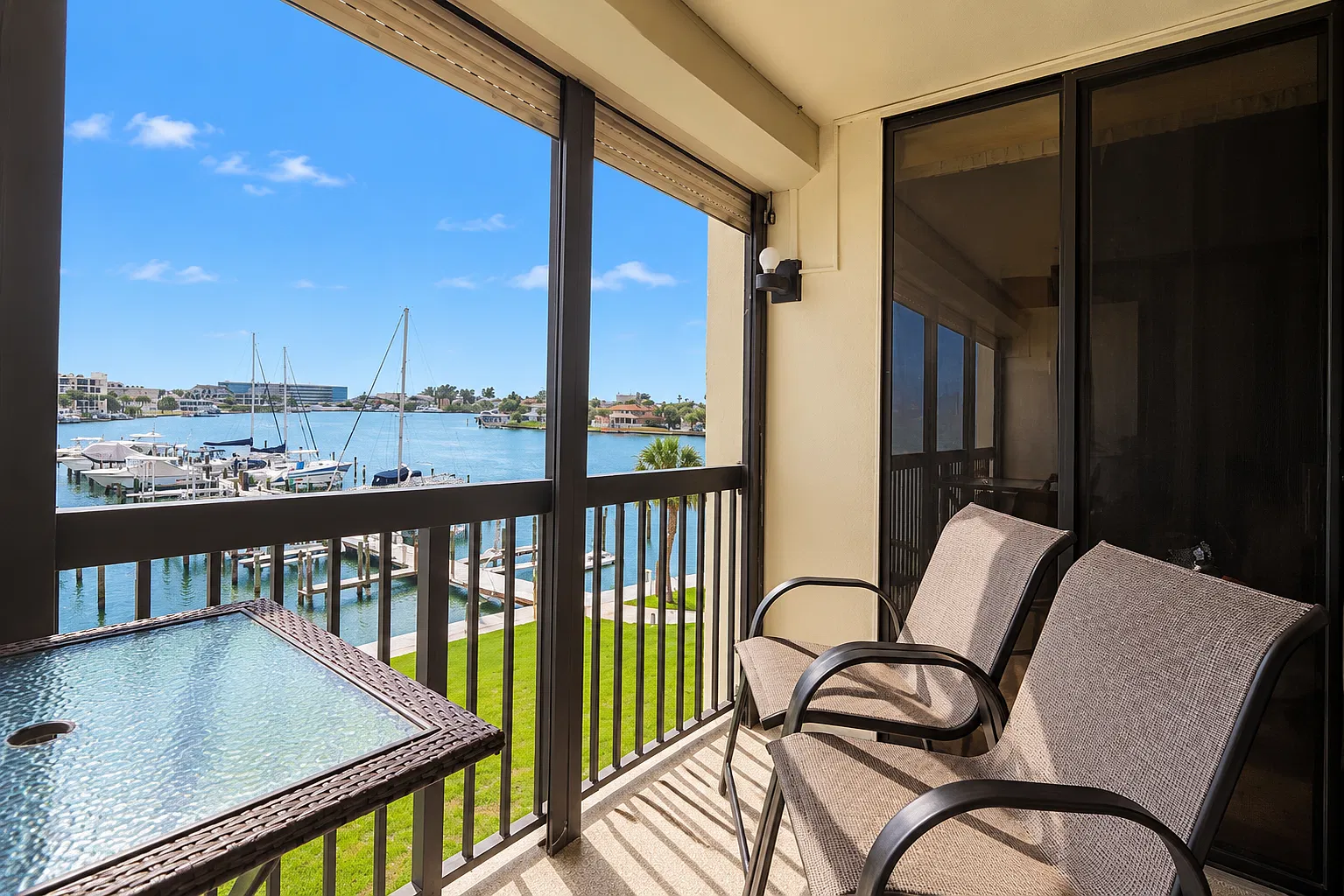 2 bed, 1175 sqft, $5,000 — Photo 1