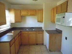 4th image of 3431 Charleston Cir