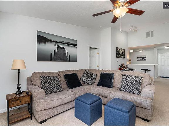3rd image of 1168 Periwinkle Dr