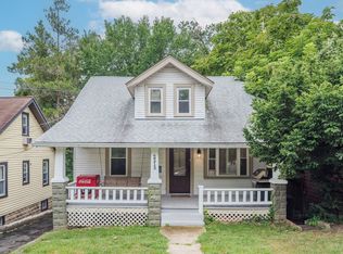 2213 Douglas St NE, Washington, DC 20018