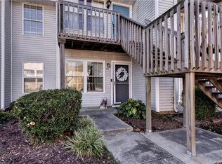 4 Inlandview Dr #A, Hampton, VA 23669