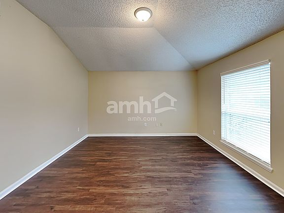 3rd image of 1235 Summerfield Ct