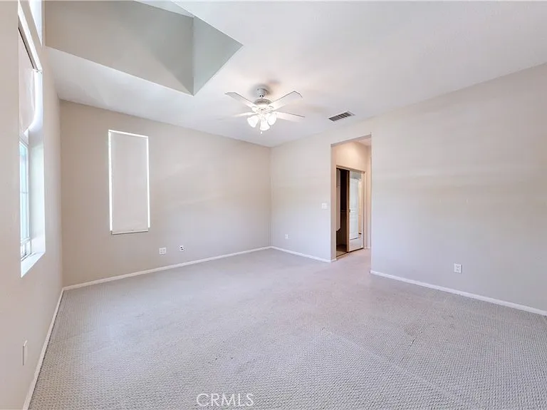 15 Elmhurst St — Photo 21