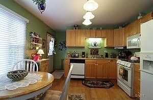 3rd image of 7610 Sprucewood Ave
