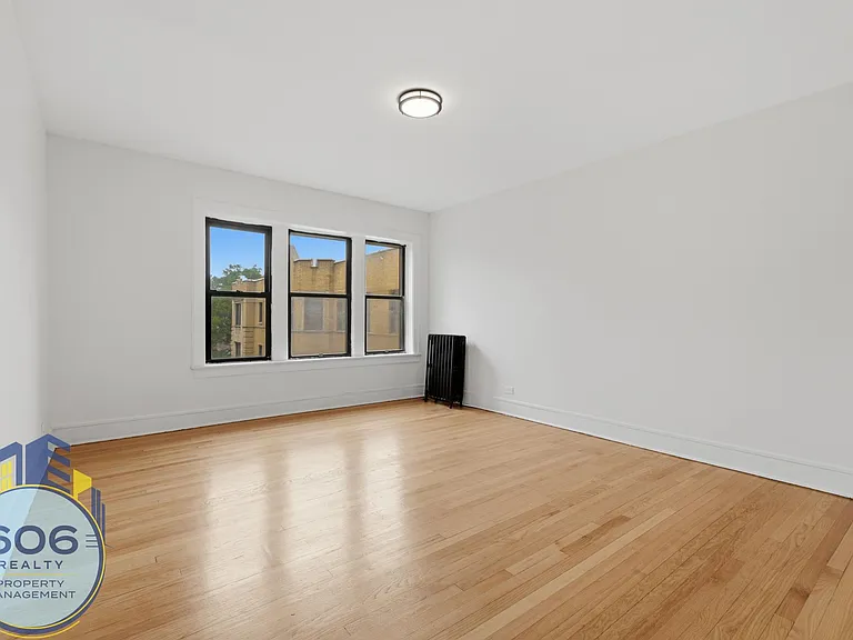 The Flats on Damen — Photo 12