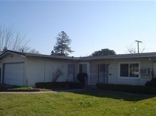 2214 Del Rio Dr, Stockton, CA 95204