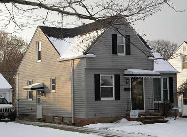 2nd image of 1704 E 238th St