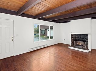 18028 54th Pl W APT 4, Lynnwood, WA 98037