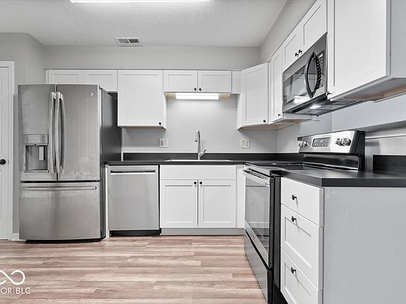 4th image of 5322 Bay Harbor Dr #0