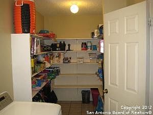 5th image of 3958 Knollwood