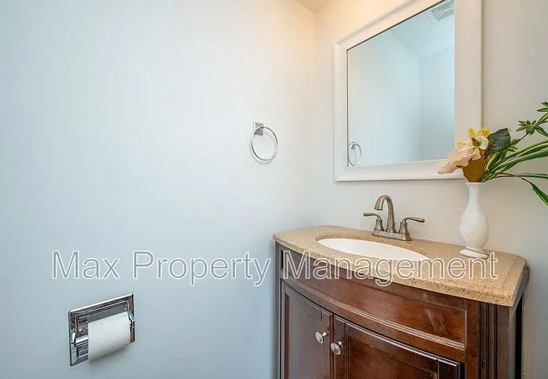 7613 Prairie Ave — Photo 4