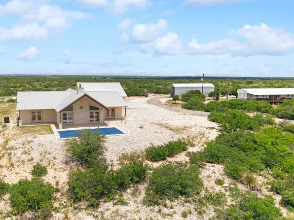 6738 Texas Dr #2, Del Rio, TX 78840