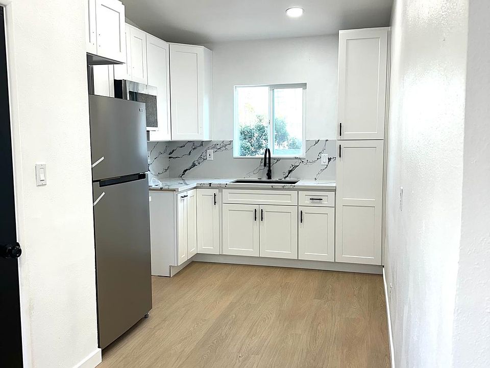 1st image of 5815 Whitnall Hwy #D