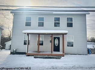 23 Freeland St, Fairmont, WV 26554