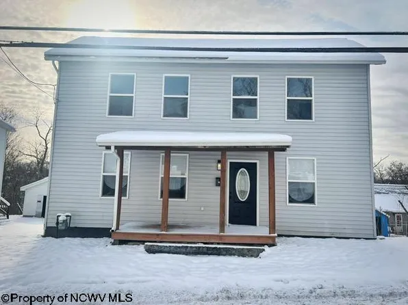 23 Freeland St, Fairmont, WV 26554
