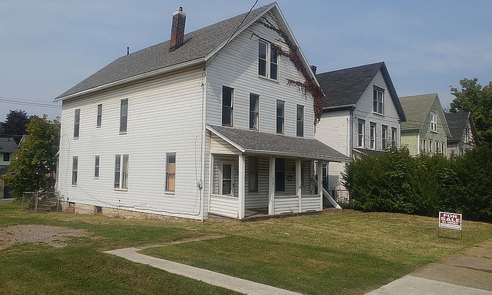 2nd image of 315 Grove Ave #313