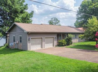 671 Riverview Dr, Ledbetter, KY 42058