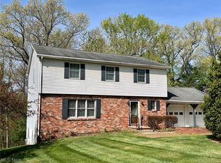 108 Manchester Dr, Marietta, OH 45750
