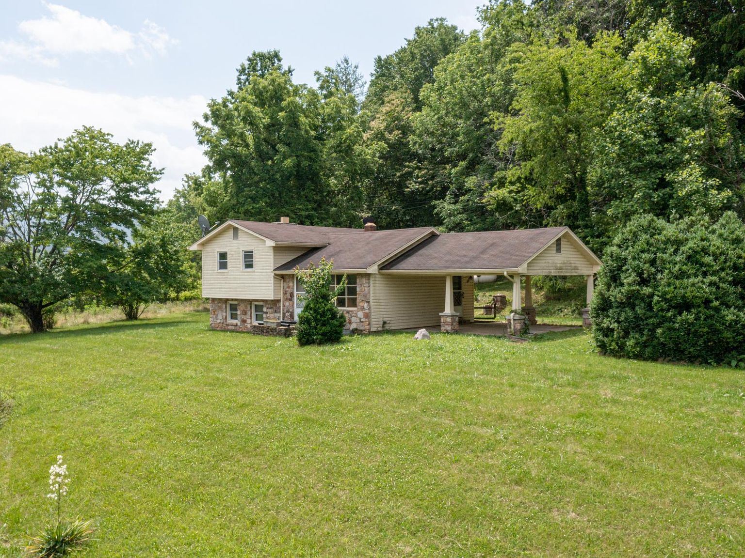 782 Howard Hannah Rd, New Castle, VA 24127 Zillow