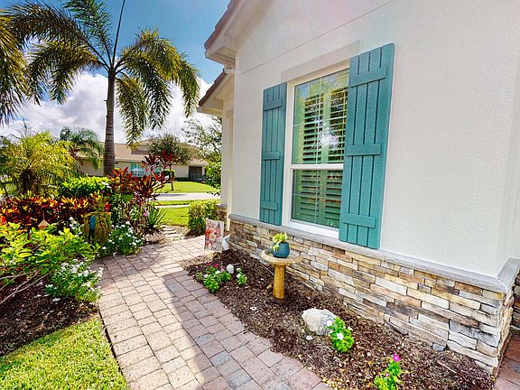 4th image of 9617 SW Royal Poinciana Drive