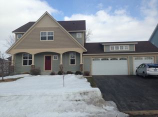 4816 Sycamore Ct, Eagan, MN 55123