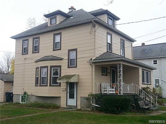 2nd image of 1666 Electric Ave