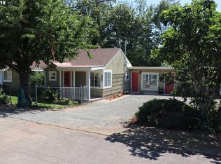 1600 S River Rd, Cottage Grove, OR 97424