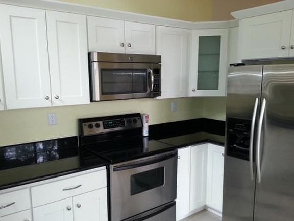 3rd image of 15533 Miami Lakeway N APT 201