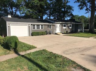 32657 Lake Rd, Avon Lake, OH 44012