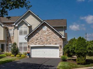 135 Birkdale Dr, Blue Bell, PA 19422