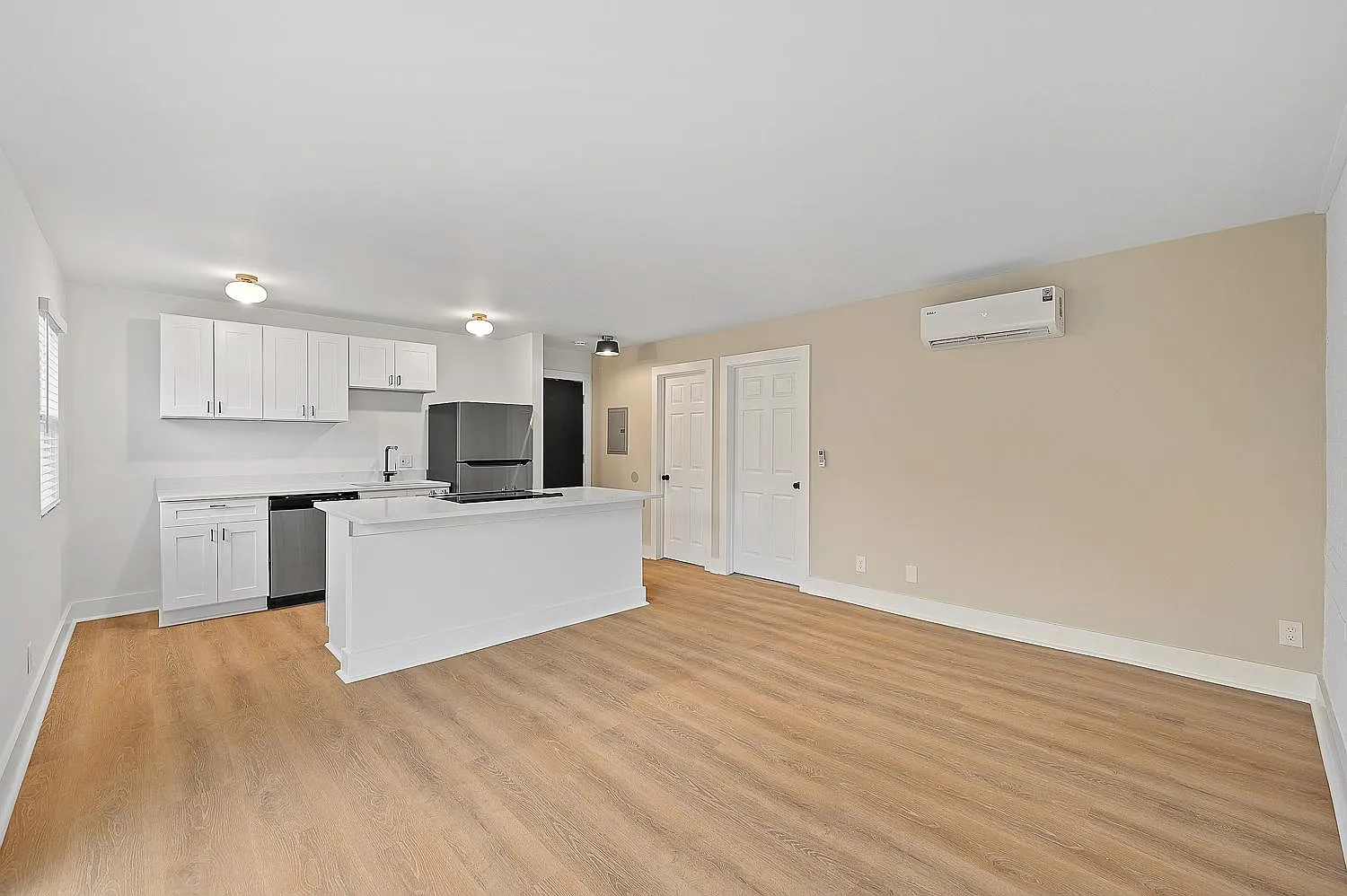 539 Hale Ave — Photo 4