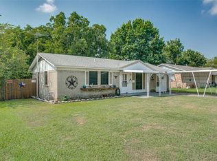 624 W Purnell Rd, Lewisville, TX 75067