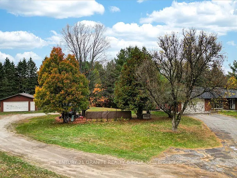 4 Maxwell Settlement Rd #1 — Photo 21