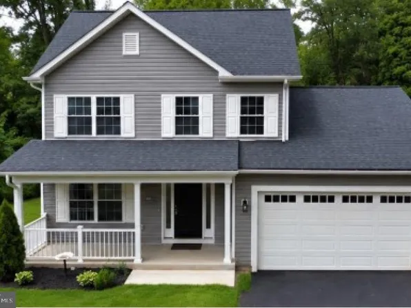 134 S Almond St, Orange, VA 22960