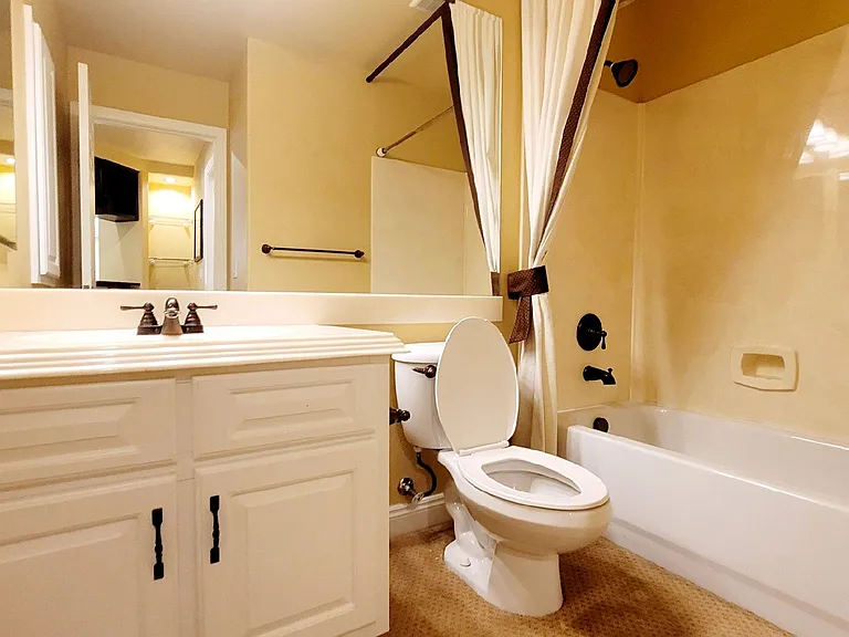 8586 Silver Coast St — Photo 13