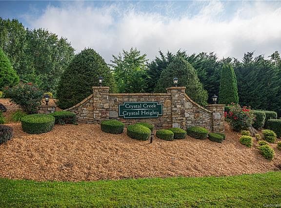 3rd image of 511 Crystal Heights Dr #20
