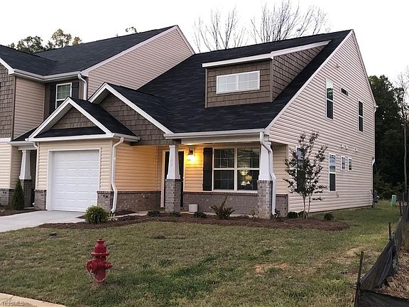 4th image of 116 Red Plum Ln #26-MOM