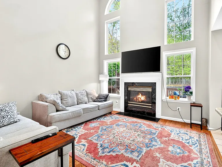 554 Adirondack Ct — Photo 34