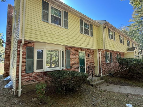 21 Meadowbrook Ln