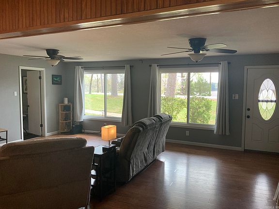 5th image of 1120 Lakeshore Pl