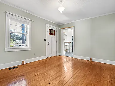 2347 Byrnes Dr — Photo 5