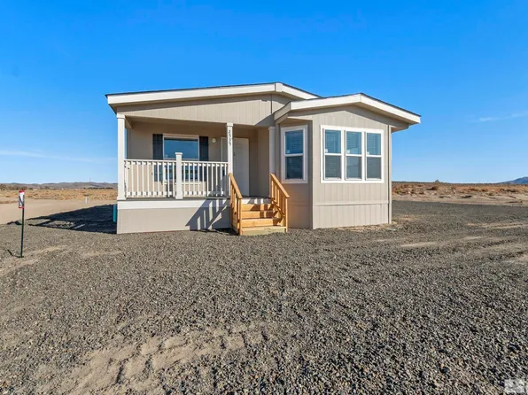 2535 Hope Ave, Silver Springs, NV 89429