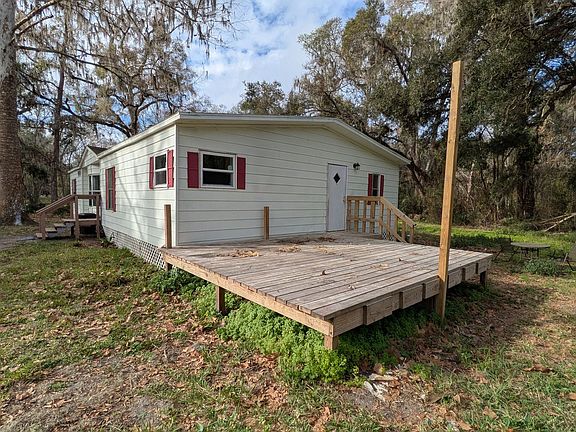 3rd image of 4278 NE 43rd St