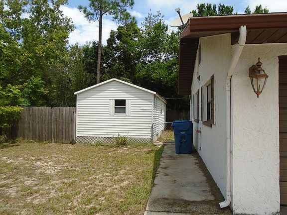 4th image of 12379 Greenwood St