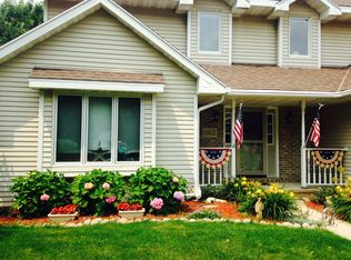 1162 Wedgewood Ln, Fond Du Lac, WI 54935